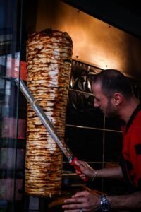 ¿Qué hace que un kebab sea verdaderamente auténtico? Descúbrelo en Murcia